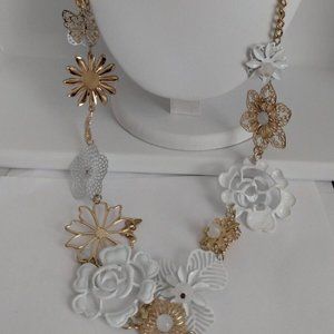White Gold Tone Flower Butterfly Statement Fashion Costume Necklace